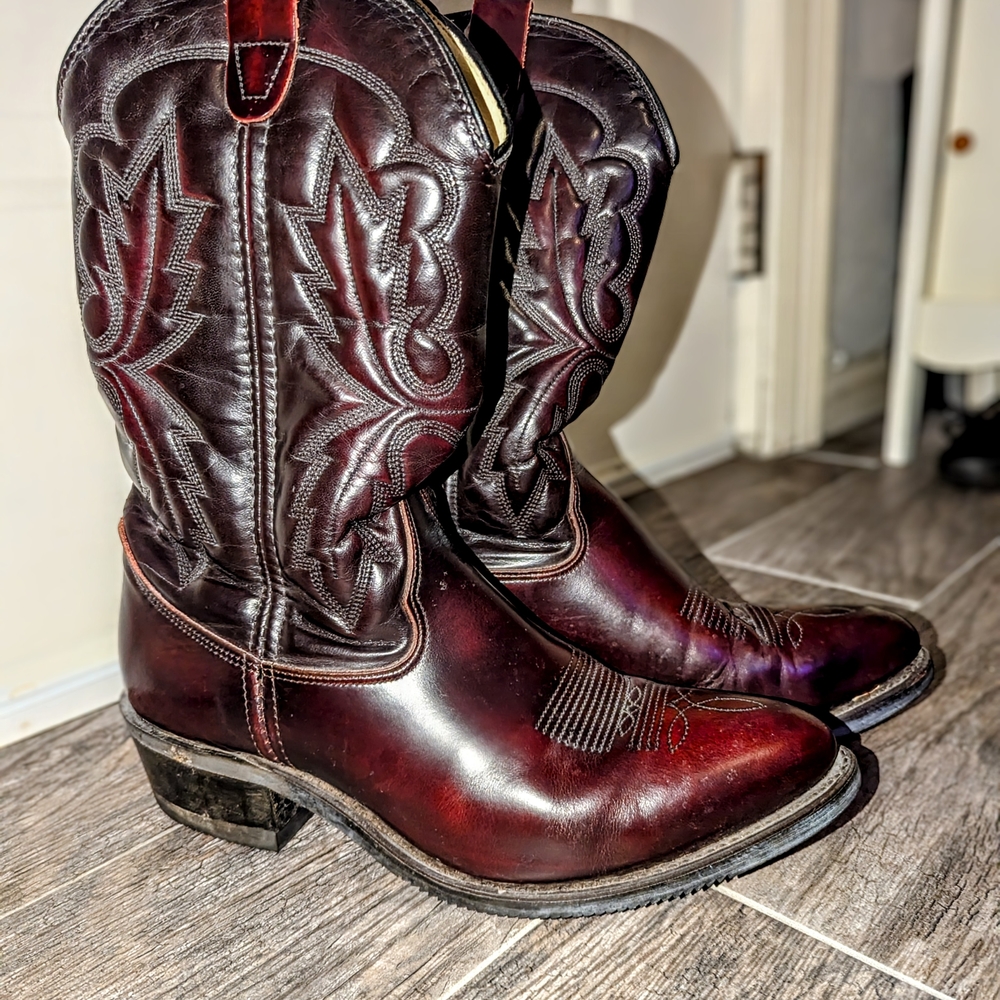 Sierra Men's Deep Burgundy Western Cowboy Boots